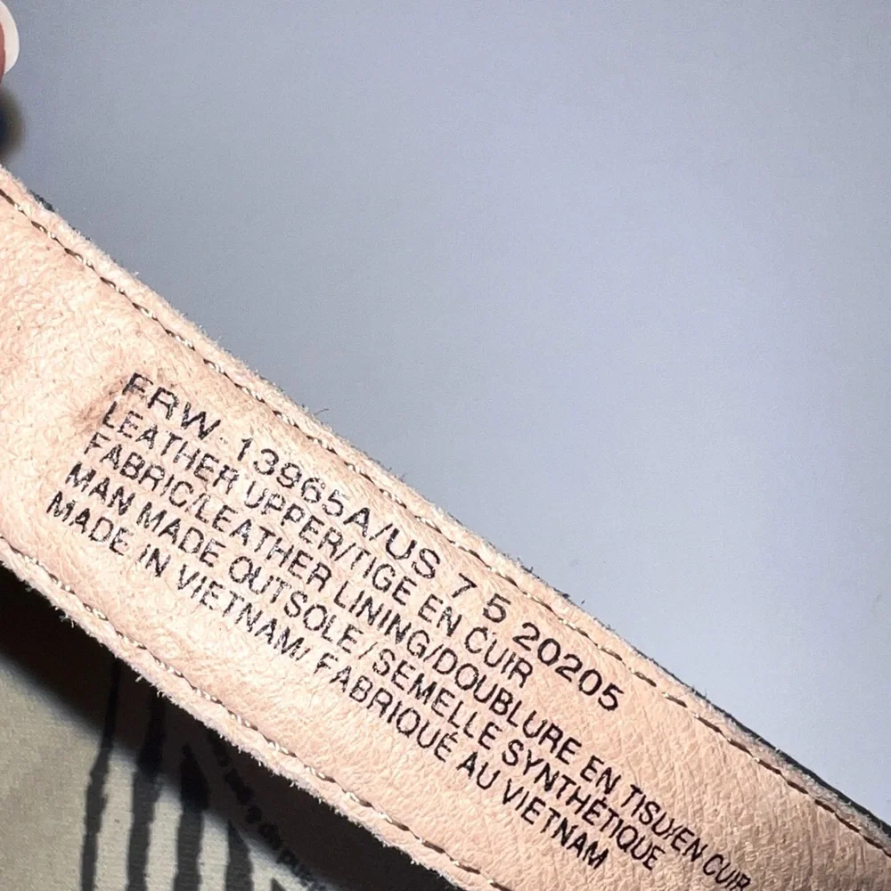 Taos Footwear taos forward